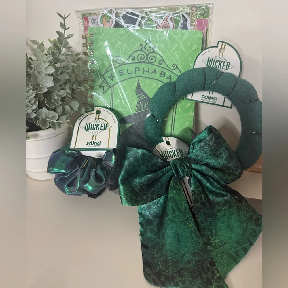 Wicked Bundle - Elphaba Journal 2 Scunci & 1 Conair Hair Items All NWT